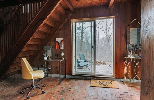 Shipman Cabin | Acute Lodge: Boho, Romantic Getaway in Nelson Co.