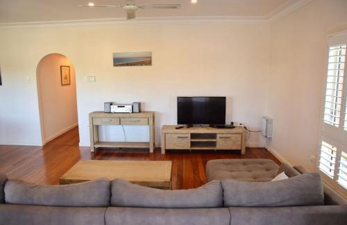 South West Rocks House | Adacos 19 On Sturt - Bring your own linen