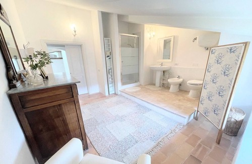 San Brizio Apartment | Adam House - Sleeps 7 - Exc Pool