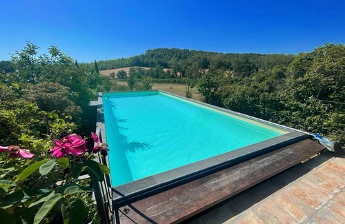 San Brizio Villa | Adam House - beautiful exc Pool - sleeps 8
