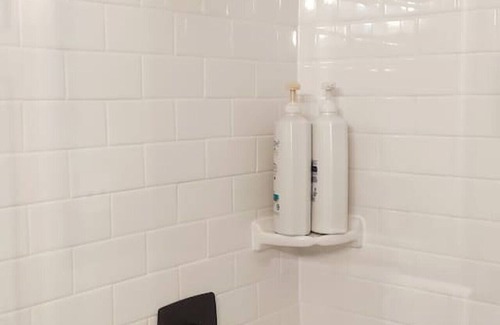 Adams Morgan Bed & Breakfast | Adams Morgan, Charming, 1 Bedroom Walk Everywhere!