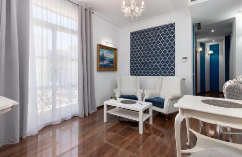 Barrio del Carmen Apartment | Adarve Flats