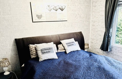 Krachtighuizen Cottage | aday - Cozy cottage with terrace