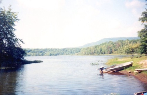 Queensbury Cottage | Adirondack Lake Front Cottage