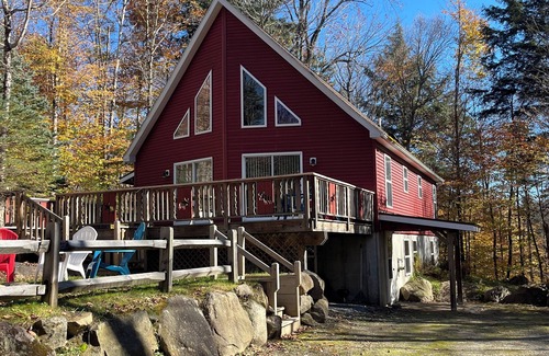 Eagle Bay House | Adirondack Red House, Adirondack Red House