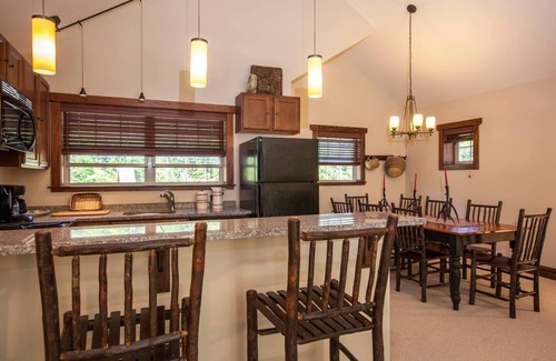 Wilmington House | ADK Adventure Getaway - 5 Minutes to Whiteface Mtn.