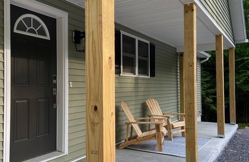 Hadley House | ADK your way! nnMake your next memory on 150ft of private access on the GSL!