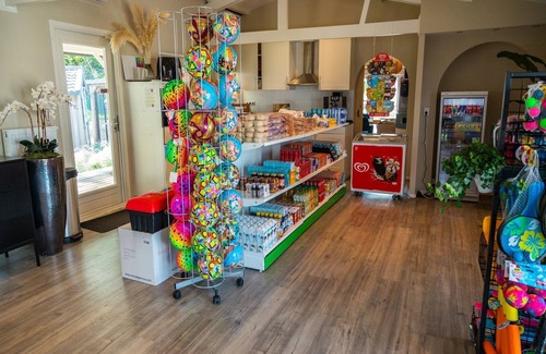 Kerkdriel Ski Chalet | Admirable chalet near the river