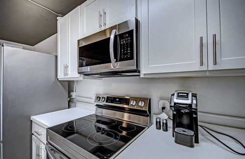 Greater Belhaven Apartment | Admiral Benbow # 346