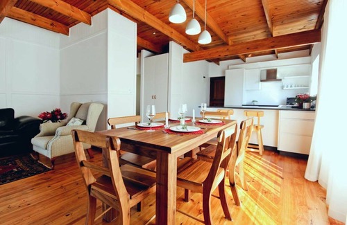 Gordon's Bay House | ADMIRAL'S COTTAGE