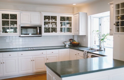 Boothbay Harbor Hotel | Admiral's Quarters Room 13 - PREMIER Ocean View 2 Room King Suite w/Living Room, Fireplace, Patio