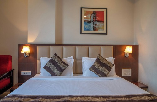 Khanjipeer Hotel | Admire Inn