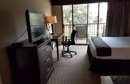 Golden Rectangle Hotel | Adobe Inn