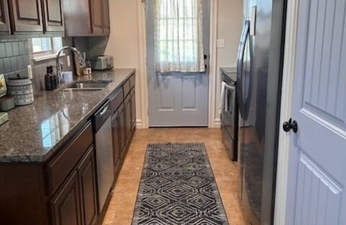 Pryor House | Adorable 2-bedroom house with AC in charming Pryor