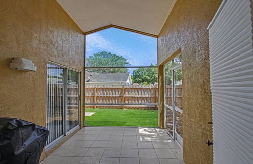 Fruitville House | Adorable 3/2 home Deer Hollow 5 Min Benderson Park
