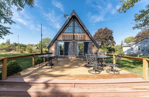 Grant Cabin | adorable A-frame house nestled right by the river