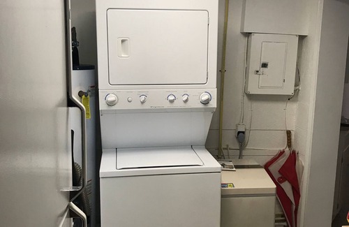 Buckeye Lake House | Adorable Buckeye Lake Cottage Sleeps 10