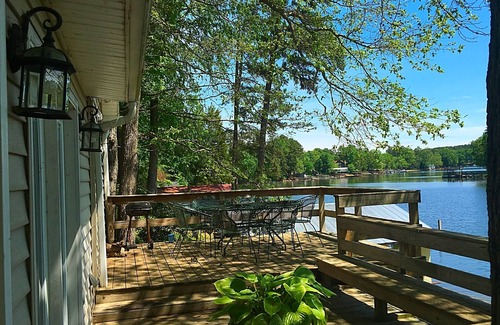 Denton Cottage | Adorable Cabin on High Rock Lake, Book your summer vacation now!