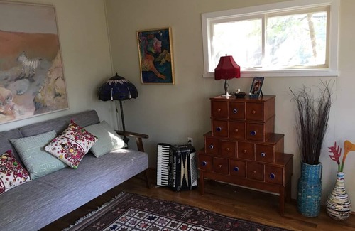 Riverfront Cottage | Adorable cottage-desirable Missoula Riverfront