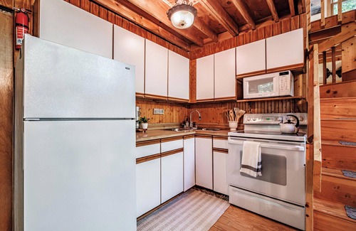 Standish Ski Chalet | Adorable cottage on beautiful Sebago Lake on Frye Island Maine!