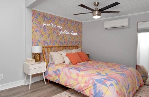 Key West Historic District Cottage | Adorable Cottage Retreat in the Heart of Old Town - Steps from Duval - Pool!