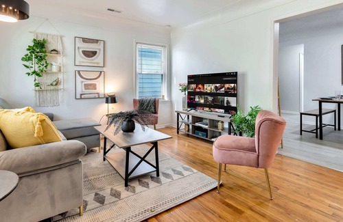 Livonia House | Adorable Cute Home w/ Workspace & Yard in Livonia
