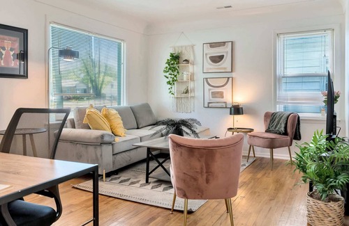 Livonia House | Adorable Cute Home w/ Workspace & Yard in Livonia