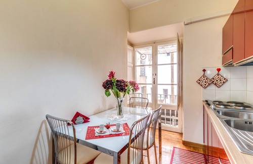 Repubblica Apartment | Adorable flat by Barberini Trevi Fountain 09113 IT058091C289CBO8C2