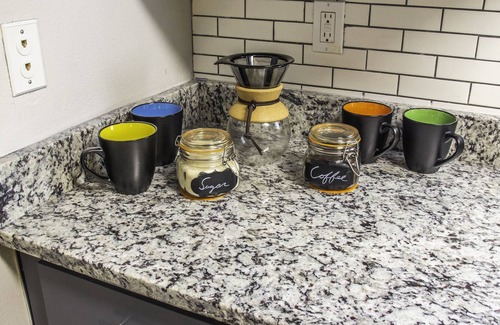 St. Petersburg House | Adorable Historic Home! Free Parking! 400MBPS WIFI!