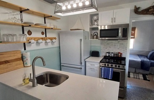 Vero Beach House | Adorable house with a large private back yard in sunny Vero Beach