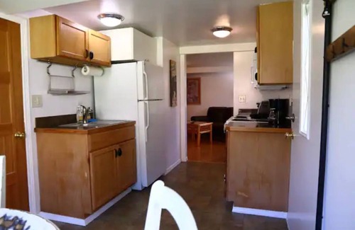 North Beach/Blue Ridge House | Adorable lower unit 1 bedroom in North Beach - Seattle