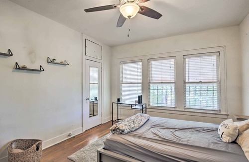 Highland Park House | Adorable San Antonio Getaway ~ 4 Mi to Dtwn!
