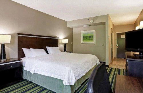 Woodstock House | Adorable Suite with Luxurious Amenities