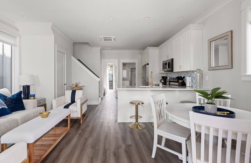 River District Apartment | Adrift @ The Cove Riverwalk Villas
