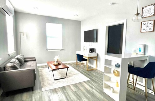 Oak Cliff House | ADU Washer and Dryer Kitchen Walk Bishop Arts