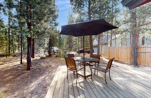 Three Rivers House | Adventure Awaits, Relaxation Ensues in the heart of Sunriver