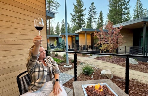 Truckee Cabin | Adventure Cabin 38 - Luxurious Adventure Cabin