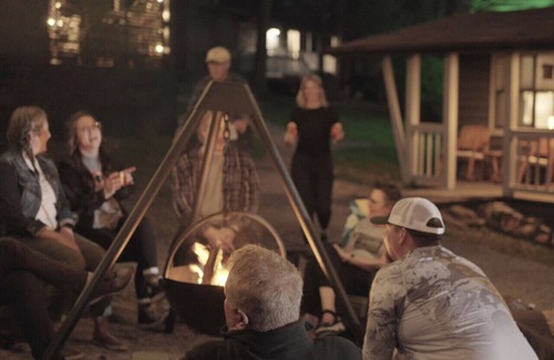 Eureka Springs Cabin | Adventure Cabin 1with 2 Queen Beds