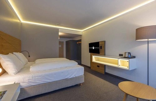 Arnsberg Hotel | Adventure Room With Indoor Swimming Pool Pets Allowed Hiking In Arnsberg Forest