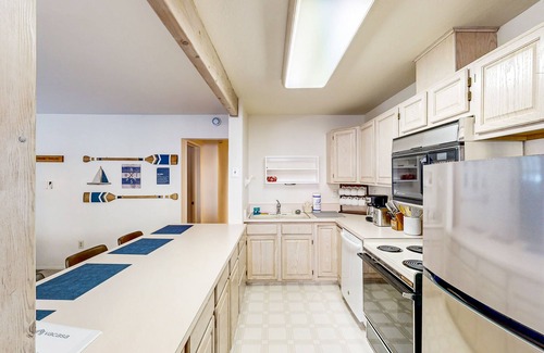 Incline Village House | Adventurer's townhome near Lake Tahoe, skiing - wood-burning fireplace & W/D