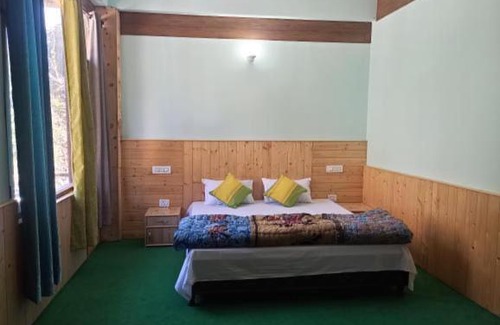 Gushaini Hotel | Adventurous trips hp