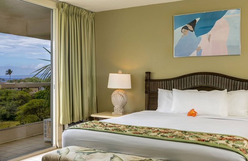 Kihei Hotel | AEI at Maui Banyan