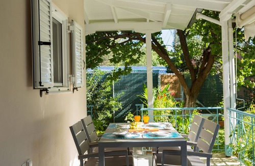 Agios Ioannis House | AELIA HOUSE - ELIA - With The Power Of Sun And The Simplicity Of The Olive Tree