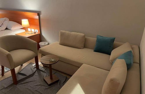 Al-'Umraniyah Apartment | Aeon Towers Egypt غرفه فندقيه للإيجار فى ابراج مول العرب مصر