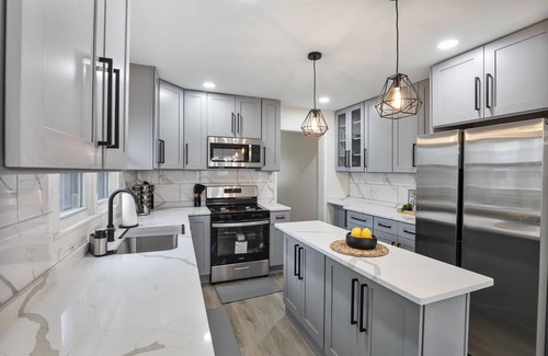 Wood Dale House | AeroStay Retreat