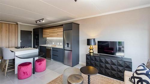 Greater Johannesburg Metropolitan Area Apartment | Aesthetic modern apartment