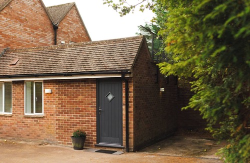 Winchester Apartment | Aethelred Annexe - New Build with Full Amenities