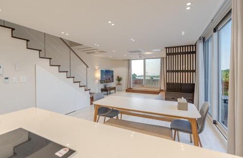 Aewol House | Aewol Damdam Stay