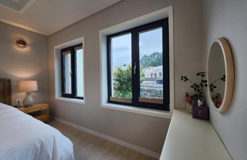 Aewol Apartment | Aewol Yusuam Shell Hansion