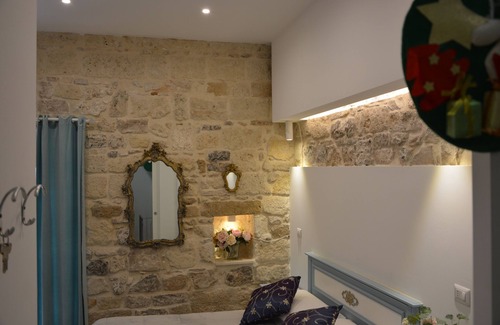 Old Town House | AFFITTACAMERE DIMORA DEL CARMINE